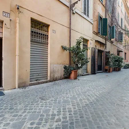 Experience Spanish Steps Apartman *